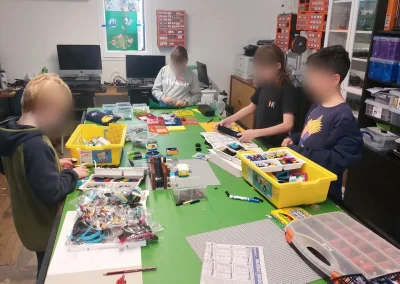 Junior robotics class building robots